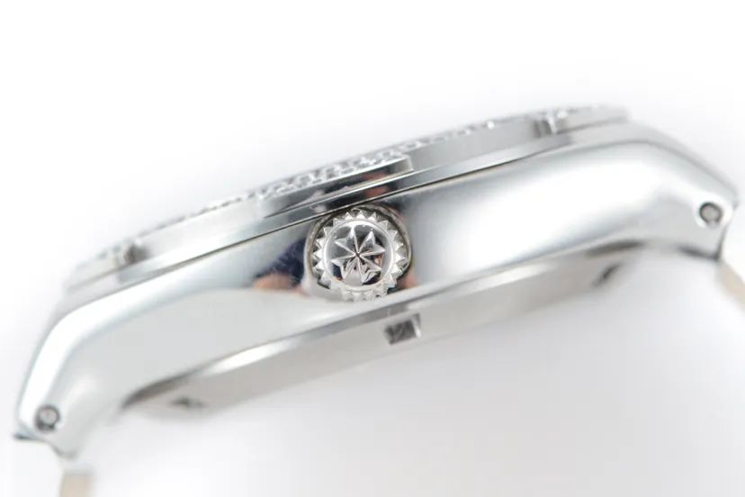 Vacheron Constantin Overseas Quartz 1205V/100A-B590 33MM Replica VC074