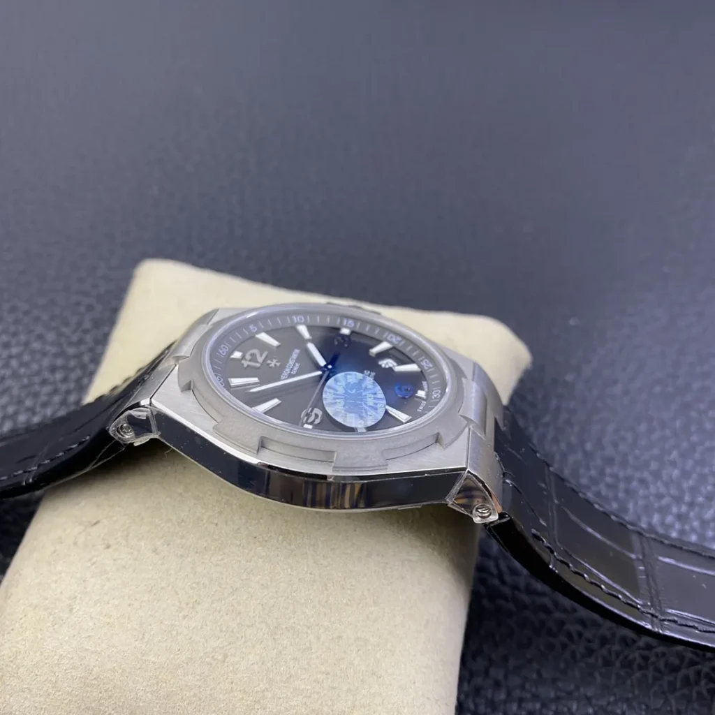 Vacheron Constantin Overseas 47040/000W-9500 42MM Replica VC060