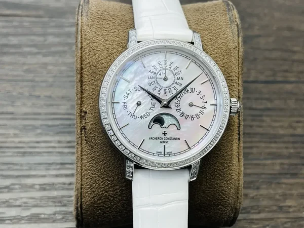Vacheron Constantin Traditionnelle Perpetual Calendar Ultra-Thin 4305T 36.5MM Replica VC024