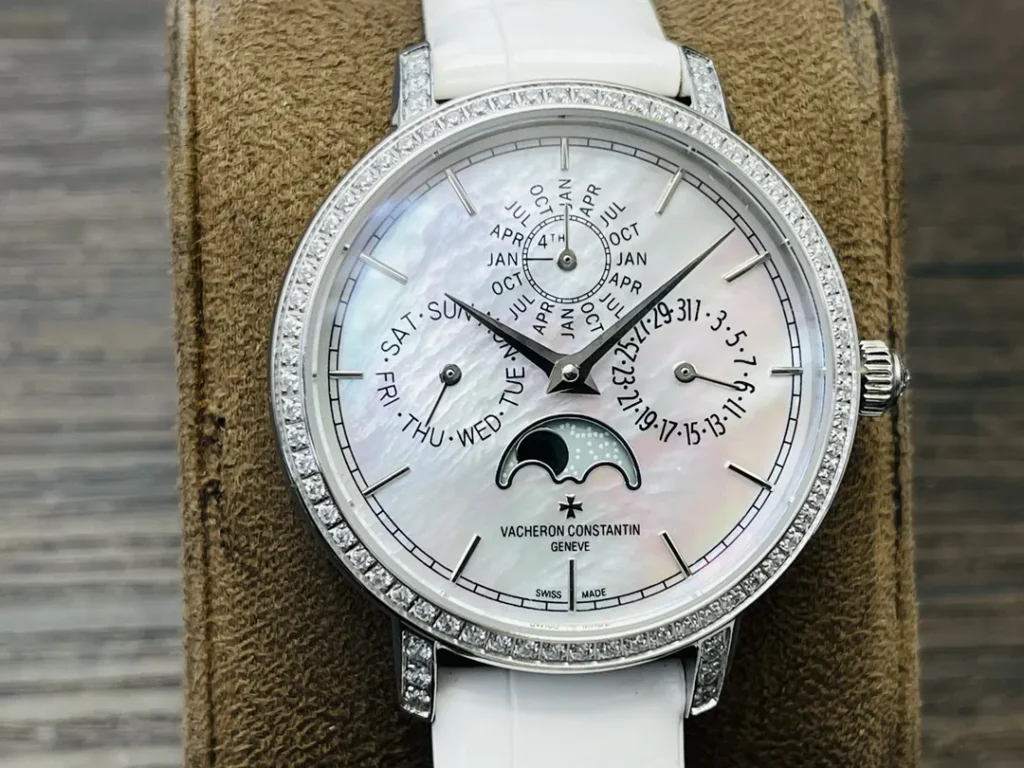 Vacheron Constantin Traditionnelle Perpetual Calendar Ultra-Thin 4305T 36.5MM Replica VC024