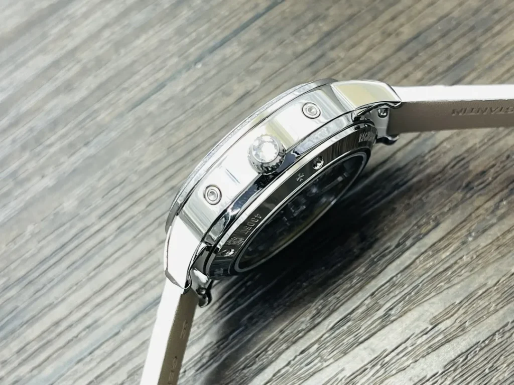 Vacheron Constantin Traditionnelle Perpetual Calendar Ultra-Thin 4305T 36.5MM Replica VC024