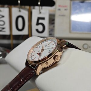 Vacheron Constantin Traditionnelle Complete Calendar Moon Phase 4010T/000R-B344 41MM Replica VC002