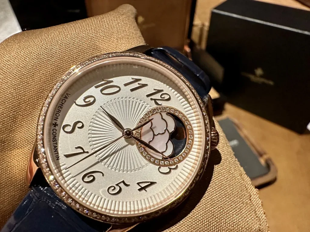 Vacheron Constantin Égérie Moon Phase 8005F/000R-B498 37MM Replica VC036