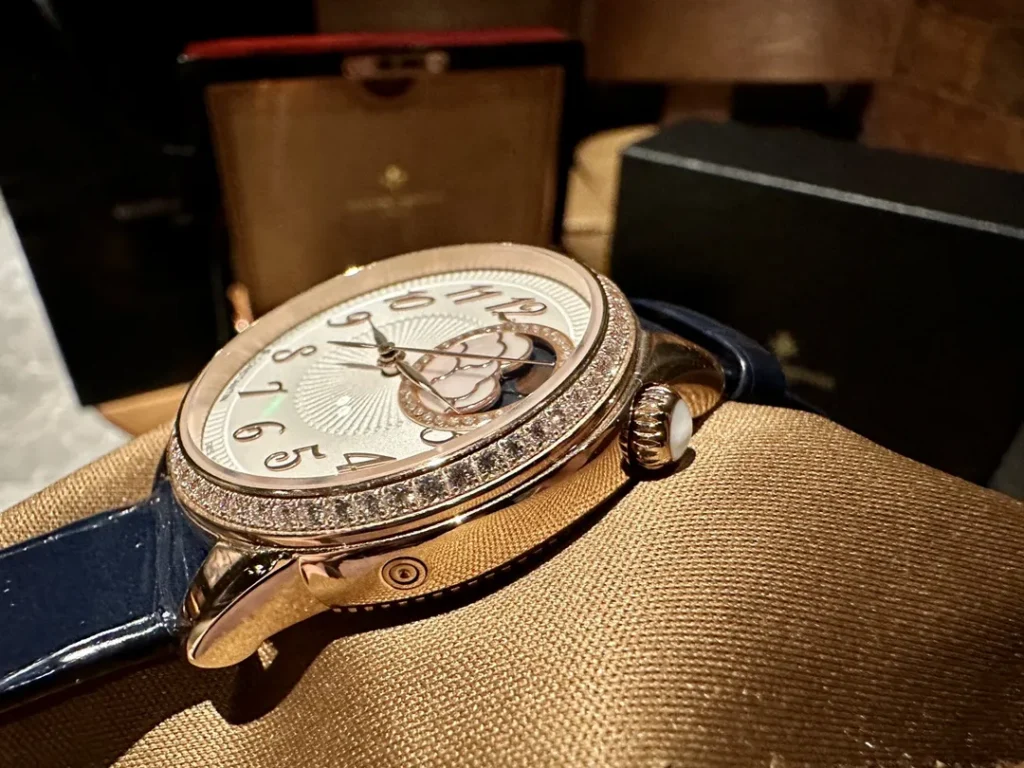 Vacheron Constantin Égérie Moon Phase 8005F/000R-B498 37MM Replica VC036