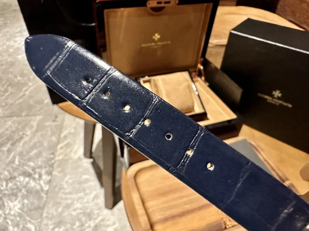 Vacheron Constantin Égérie Moon Phase 8005F/000R-B498 37MM Replica VC036